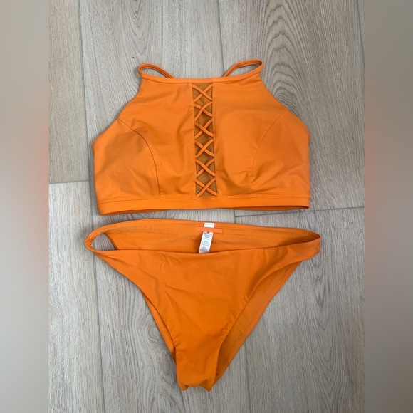 Lululemon Athletica Vibrant Orange Shoreline Bikini - Picture 2 of 5